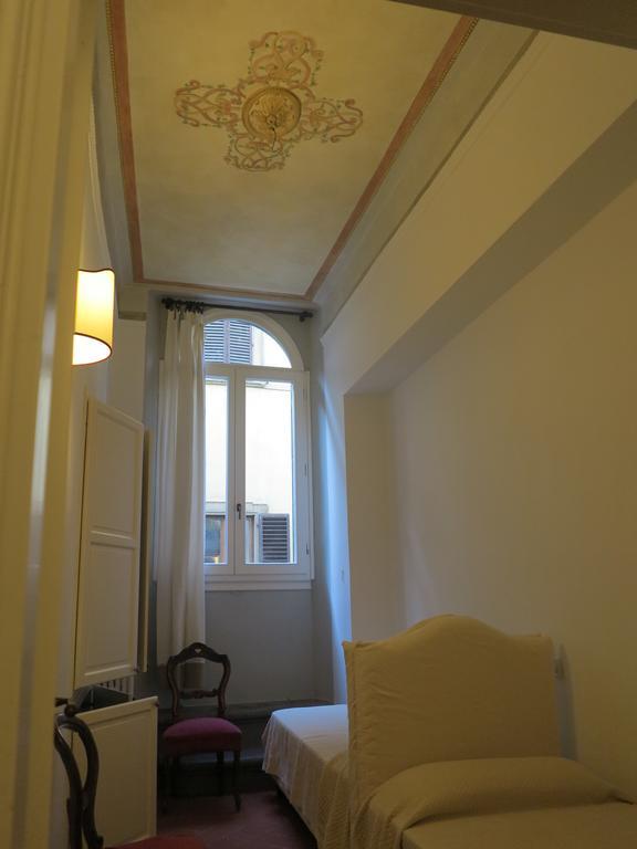 Appartement Rondinelli Charme Prestige à Florence Extérieur photo